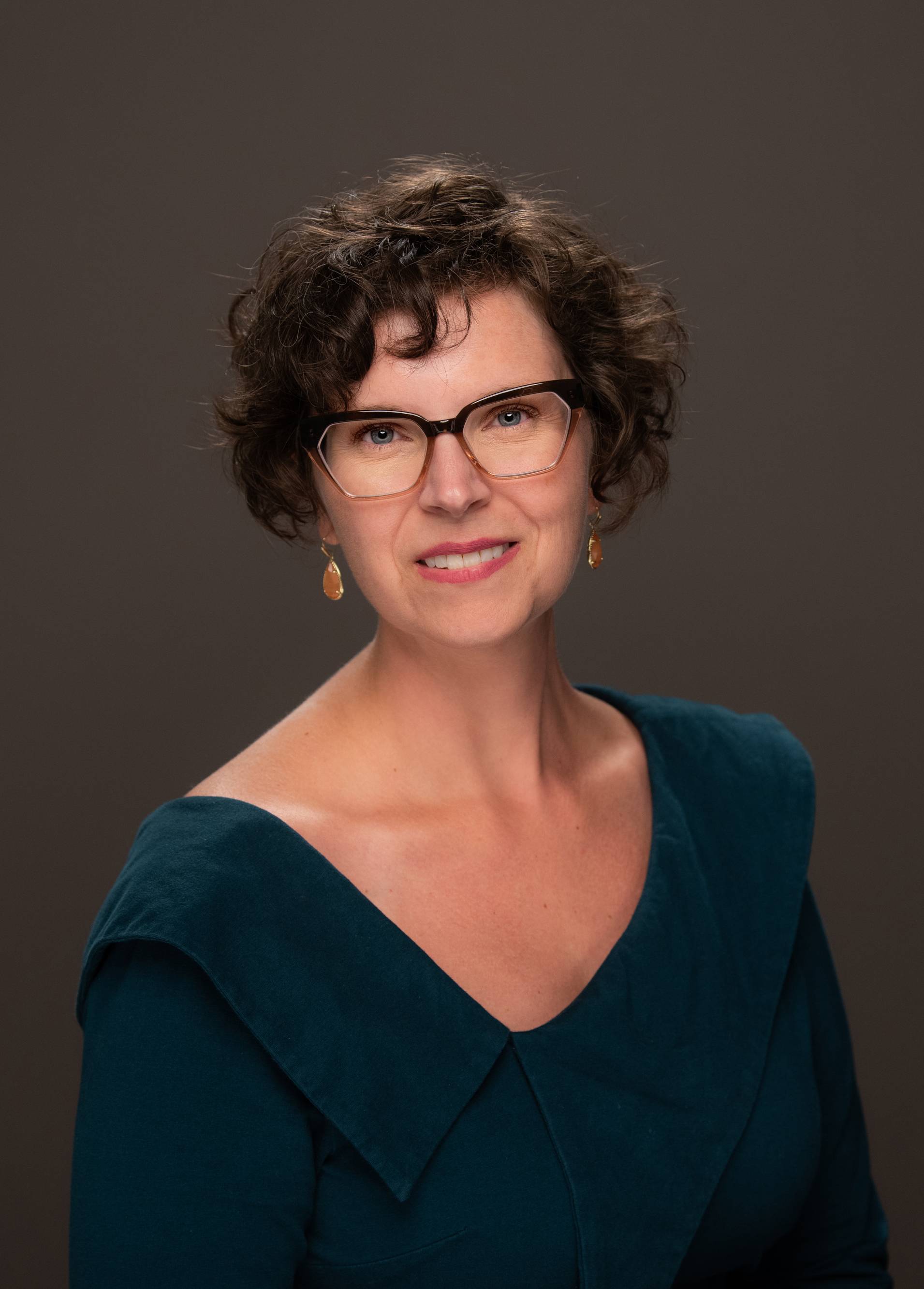 Headshot of Annie B&#233;langer